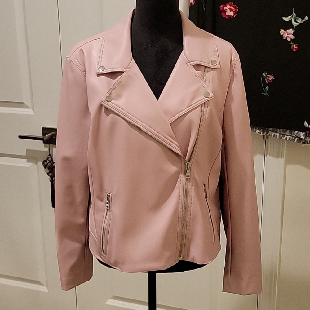 NWOT Ann Taylor Faux leather jacket Size 14